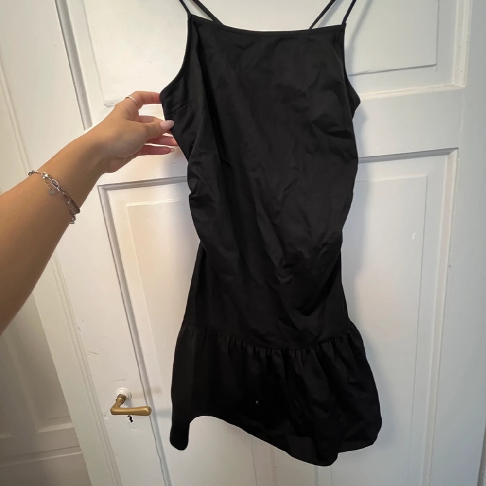 Elegant Black Spaghetti Strap Dress